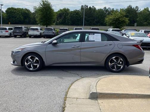 Metal 2022 Hyundai ELANTRA Limited