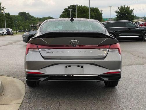 Metal 2022 Hyundai ELANTRA Limited