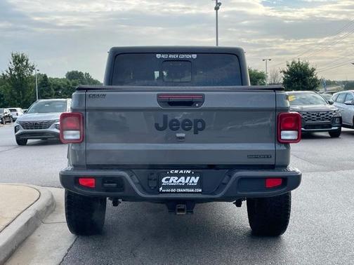 2020 Jeep Gladiator Sport