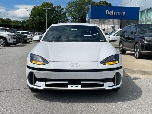 2025 Hyundai IONIQ 6 SEL