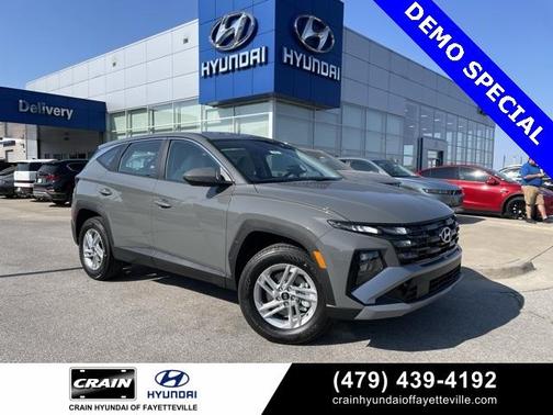 2025 Hyundai TUCSON SE