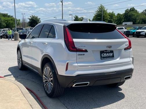 2024 Cadillac XT4 Premium Luxury