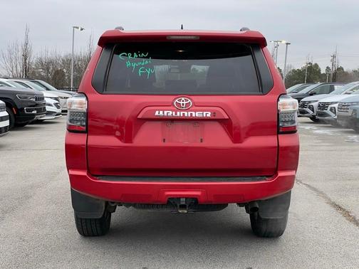 2024 Toyota 4Runner SR5
