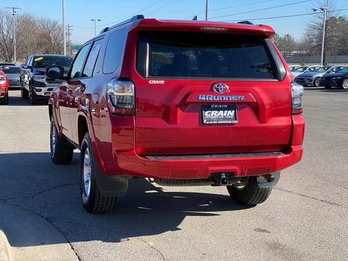 2024 Toyota 4Runner SR5