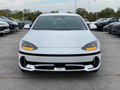 2025 Hyundai IONIQ 6 SE
