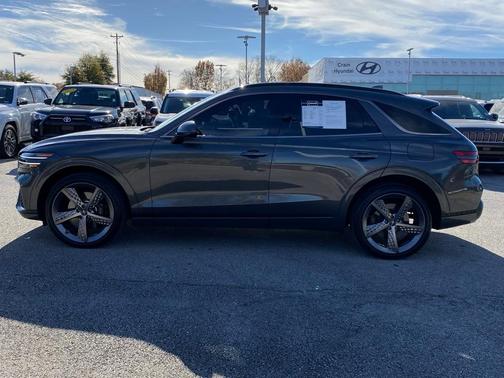 2023 Genesis GV70 2.5T