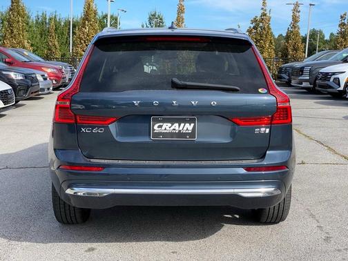 2023 Volvo XC60 B5 Plus Bright Theme
