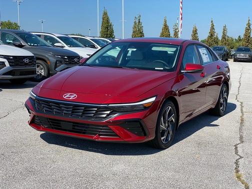 2025 Hyundai ELANTRA Limited