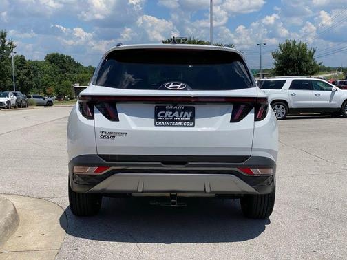 White Pearl 2023 Hyundai TUCSON Limited