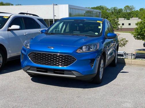 Blue Metallic 2021 Ford Escape SE