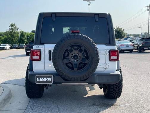2020 Jeep Wrangler Sport