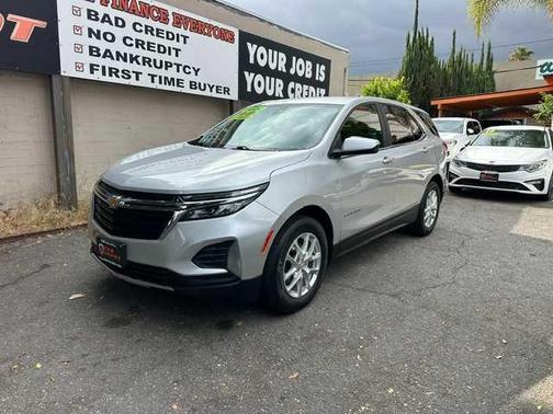 Silver 2022 Chevrolet Equinox 2LT