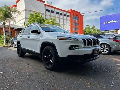 2017 Jeep Cherokee Altitude