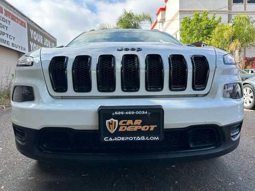 2017 Jeep Cherokee Altitude