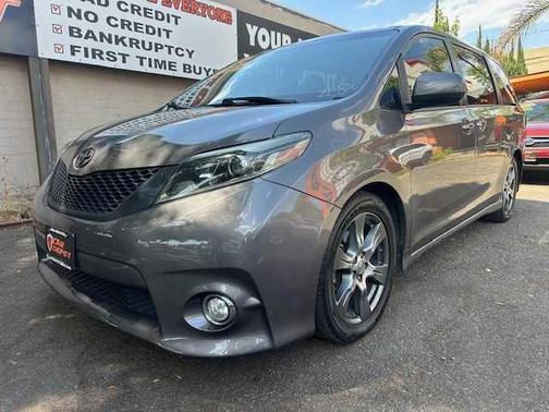 2017 Toyota Sienna SE Premium