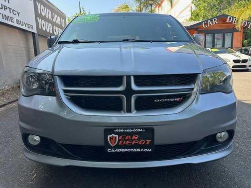 2016 Dodge Grand Caravan R/T