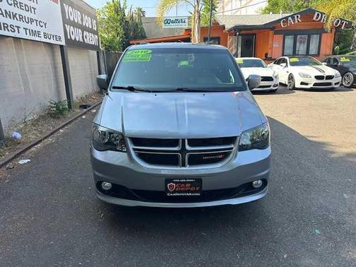 2016 Dodge Grand Caravan R/T