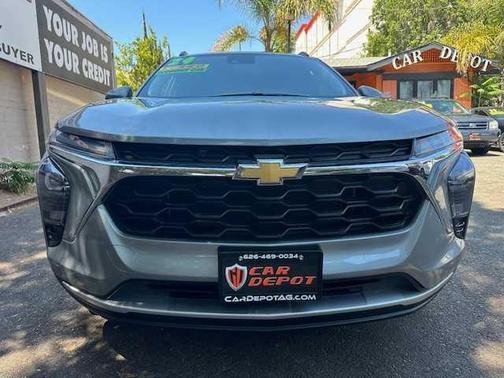 2024 Chevrolet Trax LT