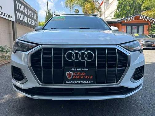 Ibis White 2022 Audi Q3 40 Premium