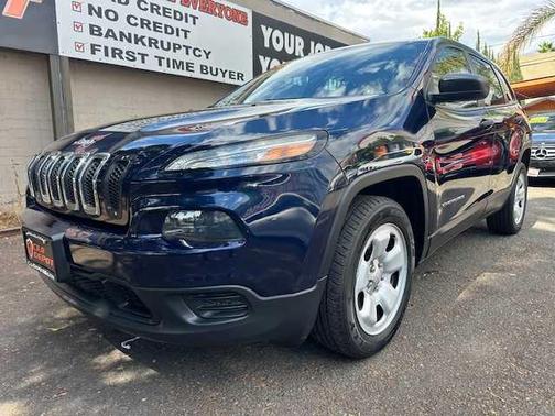2014 Jeep Cherokee Sport