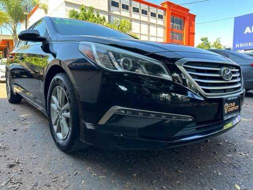 2015 Hyundai SONATA SE