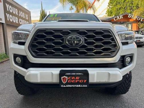 2021 Toyota Tacoma TRD Sport