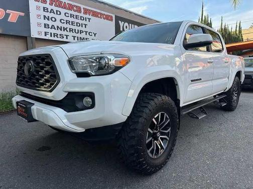 2021 Toyota Tacoma TRD Sport