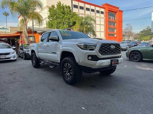 2021 Toyota Tacoma TRD Sport