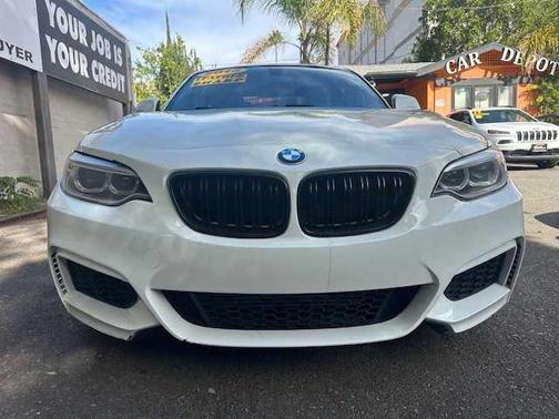 2015 BMW 228 i