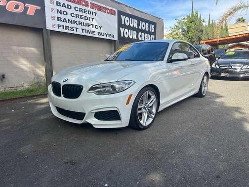 2015 BMW 228 i
