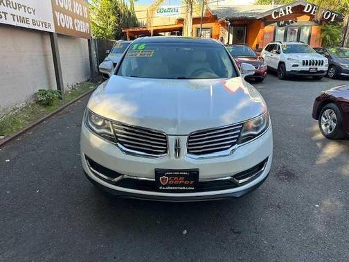 2016 Lincoln MKX Select