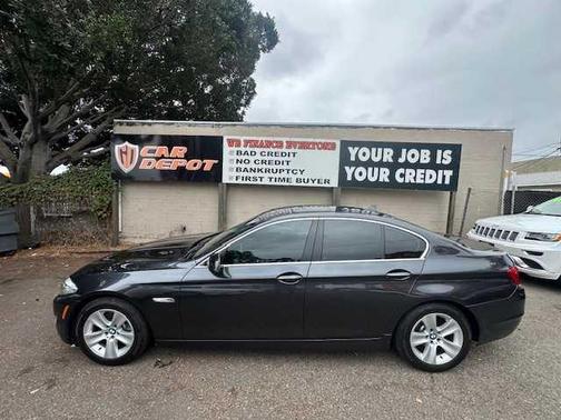 2011 BMW 528 i