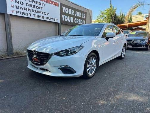 2016 Mazda Mazda3 i Sport