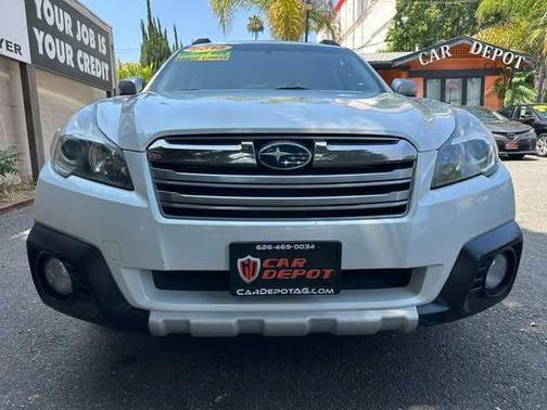 Satin White Pearl 2013 Subaru Outback 3.6R Limited