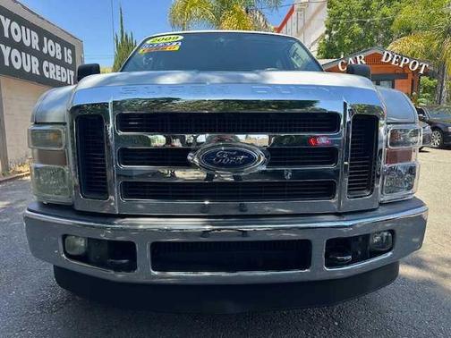 White 2009 Ford F-250 Lariat
