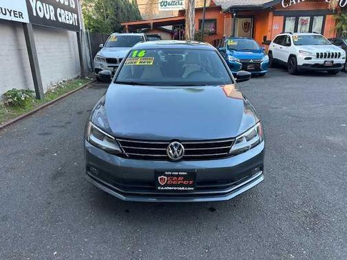 2016 Volkswagen Jetta 1.8T Sport