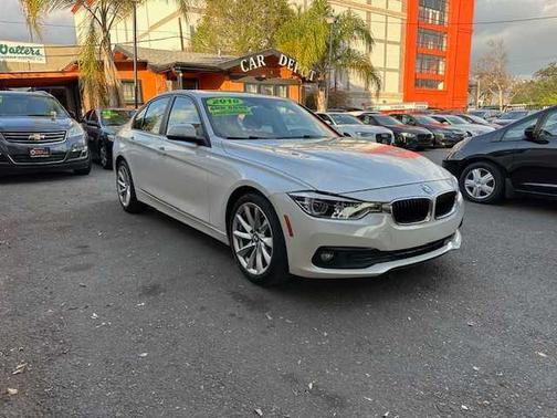 2018 BMW 320 i xDrive