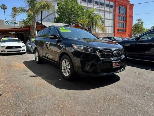2019 Kia Sorento L