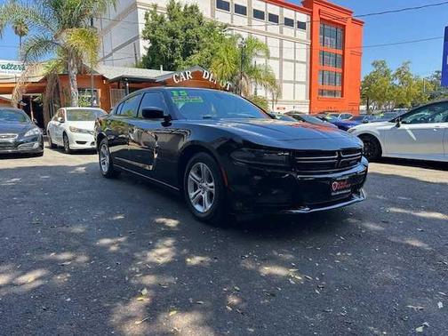2015 Dodge Charger SE