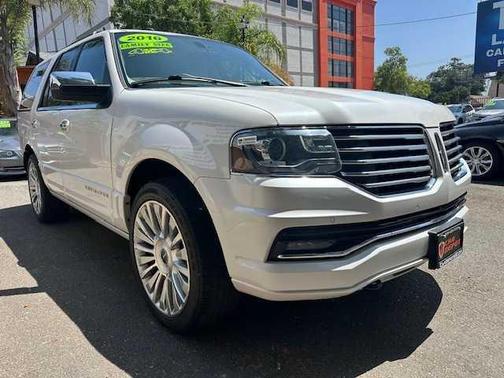 2016 Lincoln Navigator Select