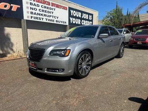 2013 Chrysler 300 S