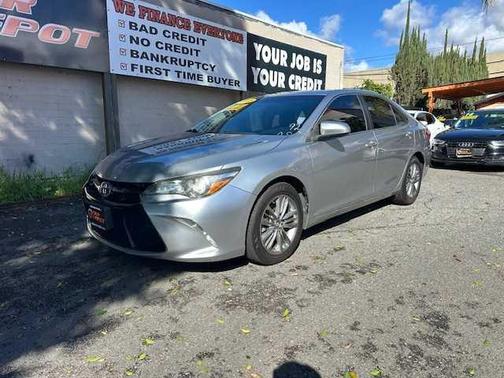 2015 Toyota Camry SE