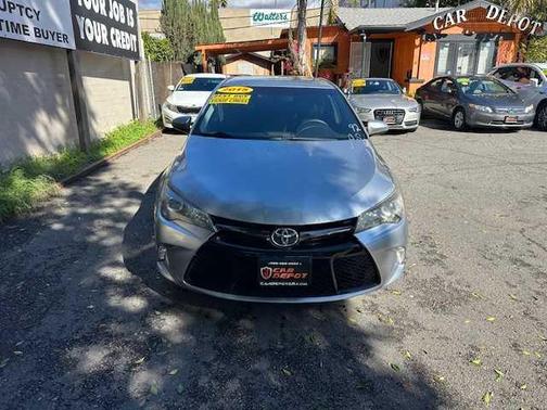 2015 Toyota Camry SE