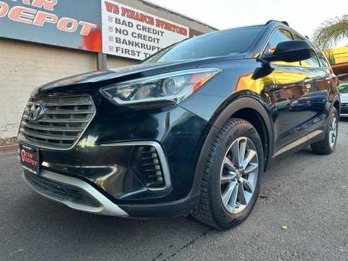 2017 Hyundai SANTA FE SE