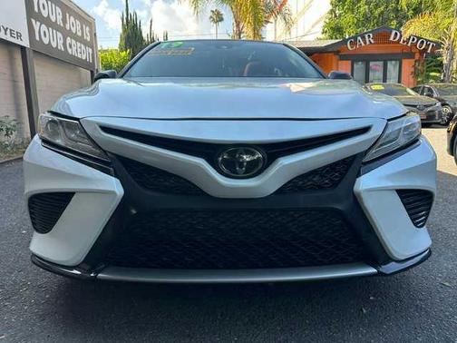 White 2019 Toyota Camry XSE