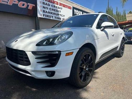 2015 Porsche Macan S