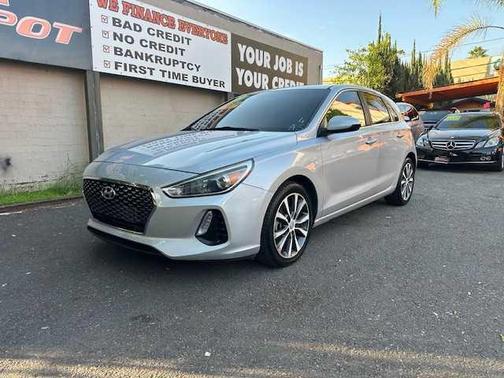 2019 Hyundai Elantra GT Base