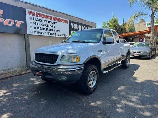 2002 Ford F-150 SuperCab
