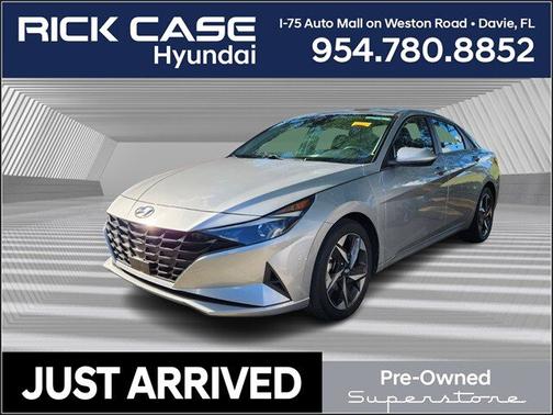 2023 Hyundai ELANTRA SEL