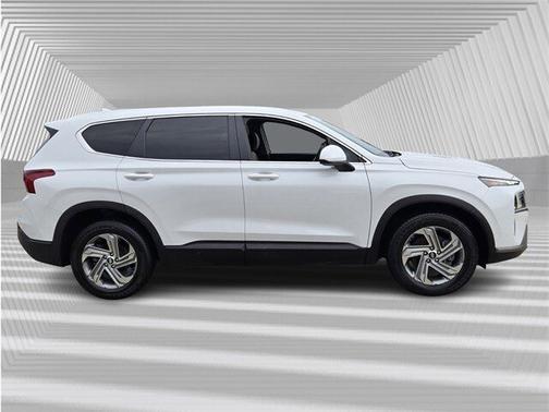 2022 Hyundai SANTA FE SE